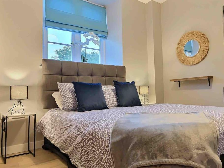 Cotswold Chapel, Sleeps Up To 5 In Kingsize Beds Leilighet Chipping Norton Eksteriør bilde